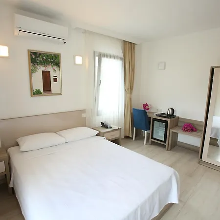 Hotel Aria Doria 2*